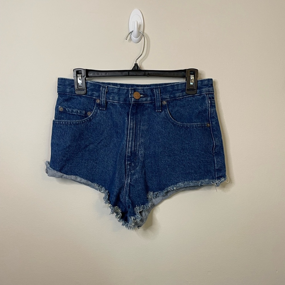 Urban Outfitters BDG Cheeky Super High Rise Cutoff Denim Short Troy Wash Raw Hem